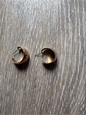 Vintage 1950’s hoop thick huggie style earrings